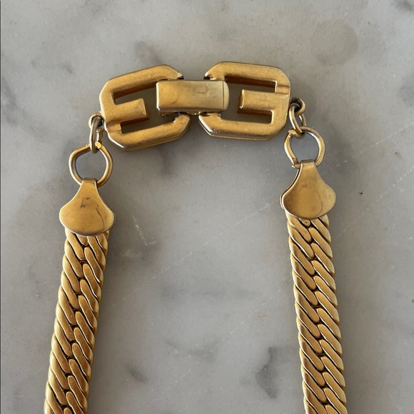GIVENCHY Gold Plated Herringbone Chain Double G Necklace Vintage - Picture 11 of 17